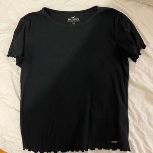 Hollister tee-shirt!